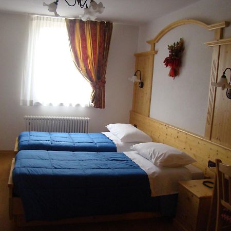 Hotel Pizzo degli Uccelli Castello Tesino Esterno foto