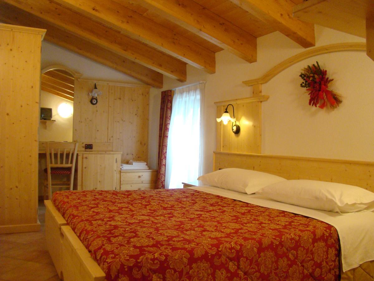 Hotel Pizzo degli Uccelli Castello Tesino Esterno foto