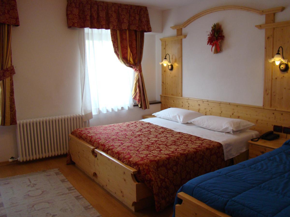 Hotel Pizzo degli Uccelli Castello Tesino Esterno foto