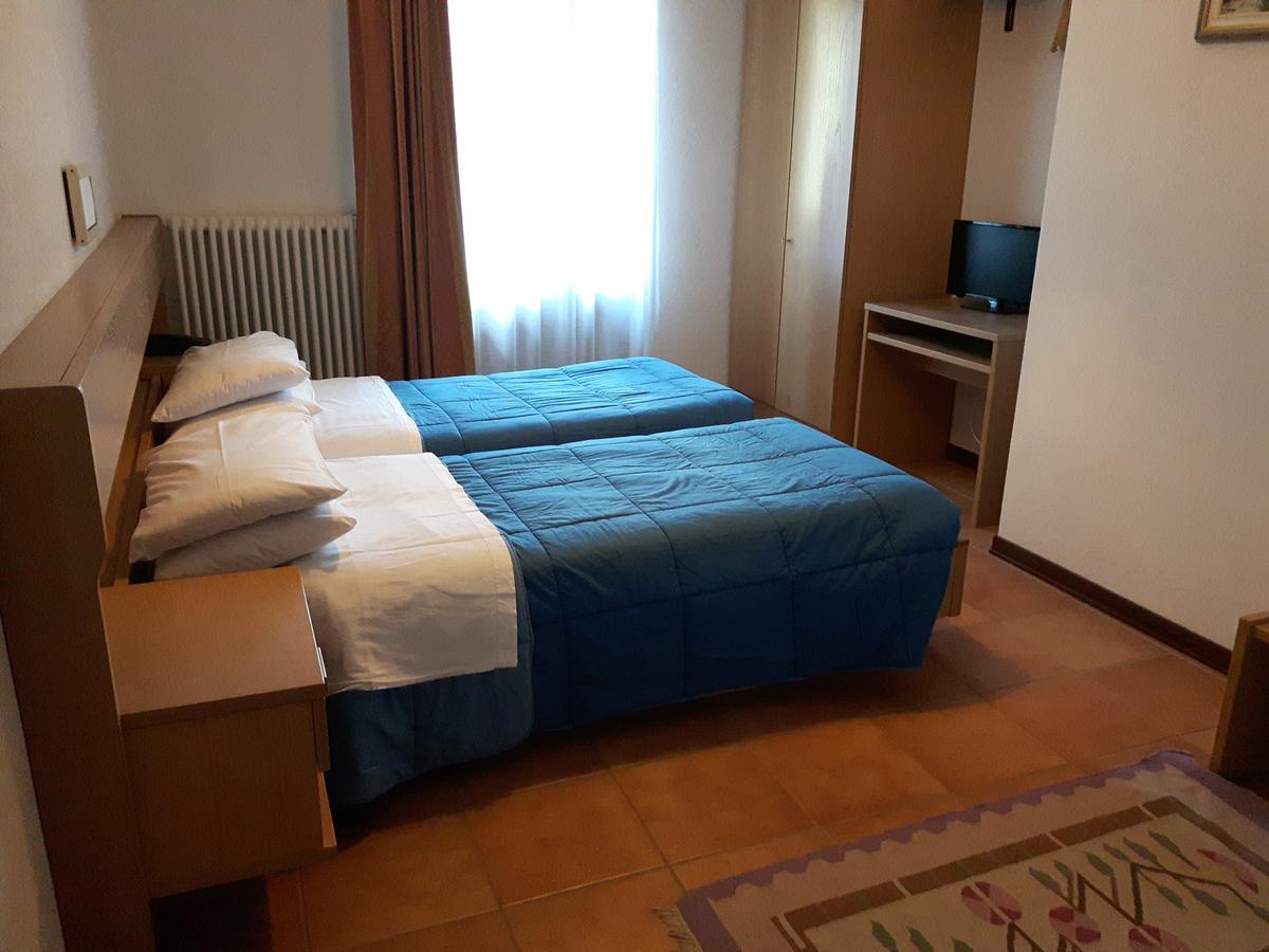 Hotel Pizzo degli Uccelli Castello Tesino Esterno foto
